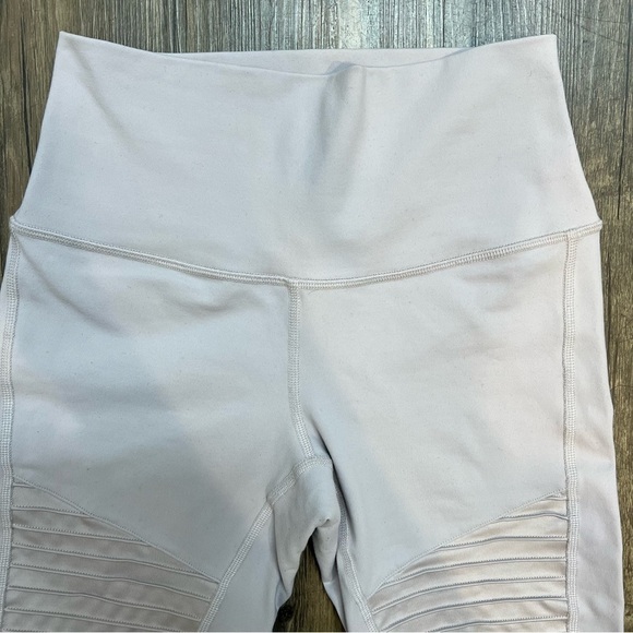 Alo High Waist Motto Leggings Light Gray Size S - Picture 8 of 11